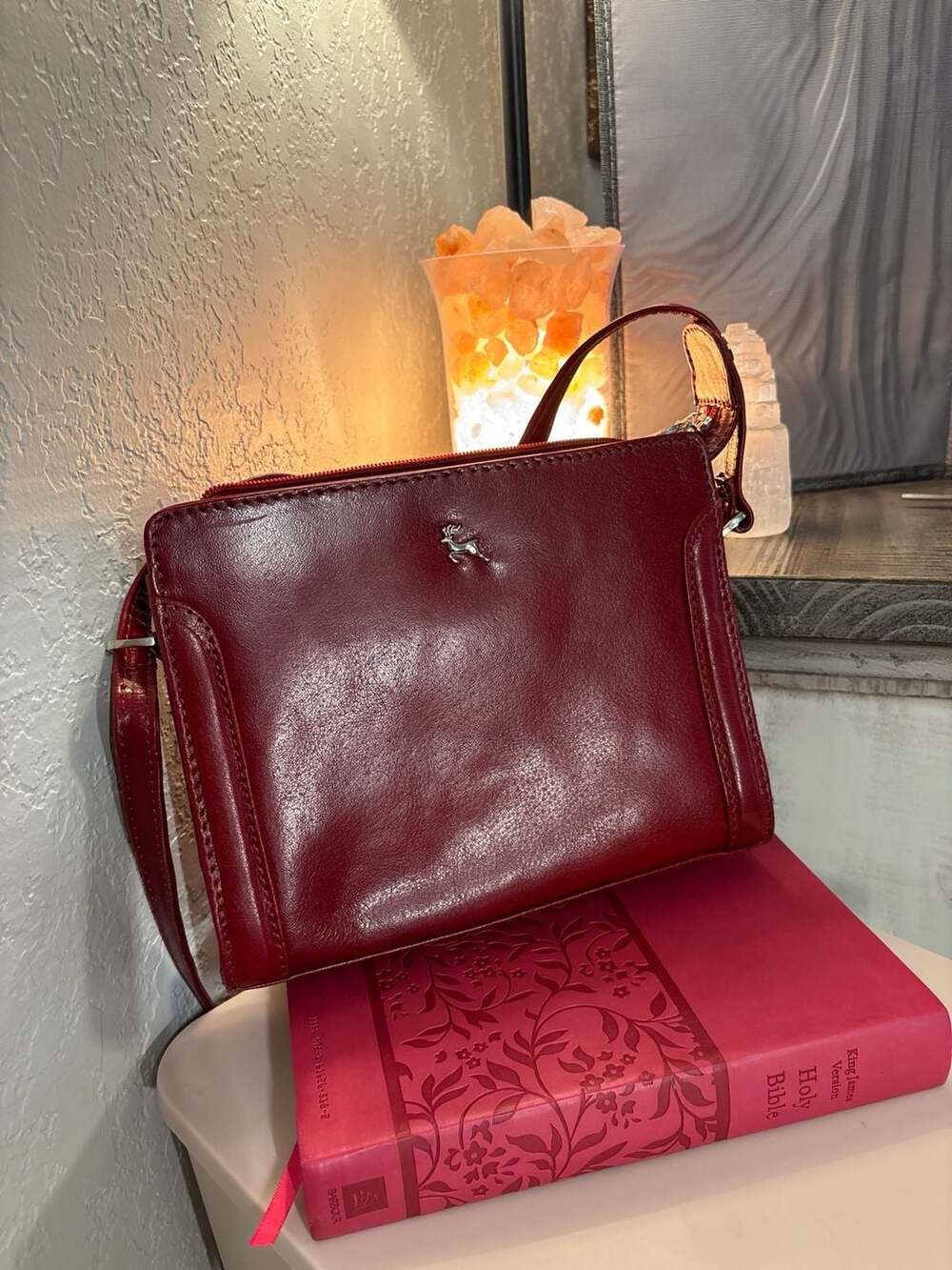 Ba: Rowallan of Scotland Red Genuine Leather Crossbody Bag with Stag Logo